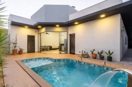 Casa de Condomínio com 3 Quartos à venda, 214m² no Village do Lago, Três Lagoas