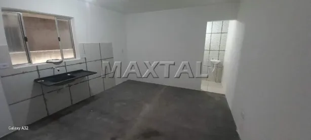 Casa com 1 Quarto para alugar, 15m² no Vila Irmãos Arnoni, São Paulo