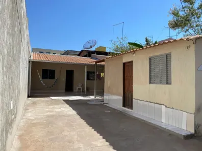 Casa com 3 Quartos à venda, 150m² no Riacho Fundo I, Brasília