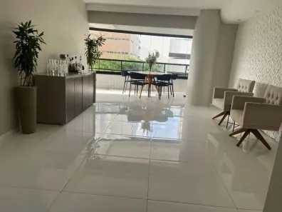 Apartamento com 4 Quartos para alugar, 180m² no Renascença, São Luís