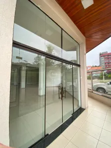 Sala Comercial à venda, 293m² no Vinhedos, Caxias do Sul