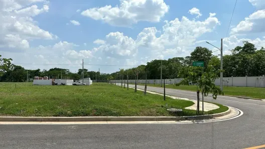 Lote/Terreno à venda, 241m² no , Cuiabá