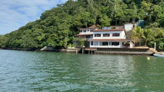 Casa com 3 Quartos à venda, 382m² no Frade (Cunhambebe), Angra dos Reis