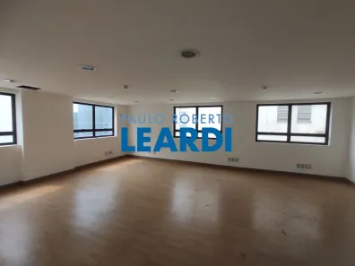 Sala Comercial para alugar, 55m² no Cerqueira César, São Paulo