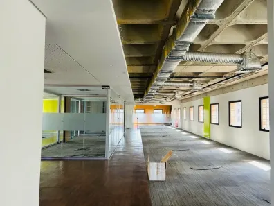 Sala Comercial para alugar, 350m² no Chácara Santo Antônio (Zona Sul), São Paulo