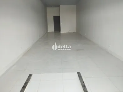 Ponto Comercial para alugar, 40m² no Santa Mônica, Uberlândia