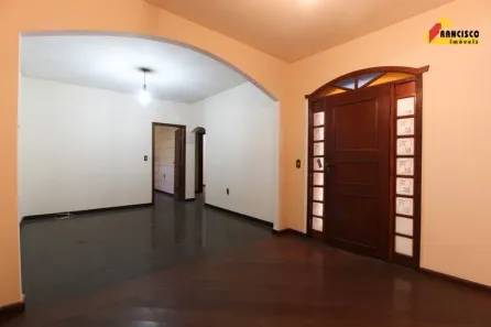 Casa com 3 Quartos à venda, 348m² no Catalão, Divinópolis