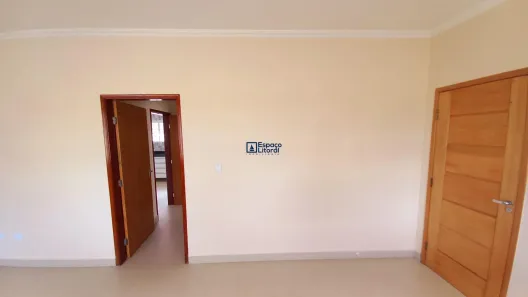 Sobrado com 5 Quartos à venda, 232m² no Centro, Caraguatatuba