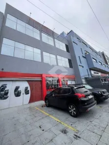 Prédio Comercial para alugar, 714m² no Navegantes, Porto Alegre