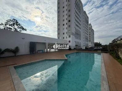 Apartamento com 2 Quartos para alugar, 44m² no Jardim Canaã, Uberlândia