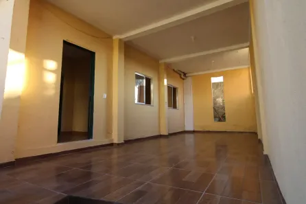 Casa com 2 Quartos para alugar, 65m² no São Pedro, Juiz de Fora