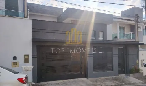 Casa com 3 Quartos à venda, 250m² no Loteamento Villa Branca, Jacareí
