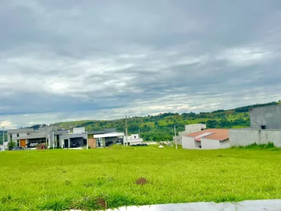 Lote/Terreno à venda, 250m² no Granjas Rurais Reunidas São Judas Tadeu, Taubaté