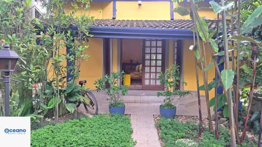 Sobrado com 4 Quartos à venda, 272m² no Camburi, São Sebastião