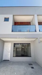 Sobrado com 2 Quartos à venda, 70m² no Rio Pequeno, Camboriú