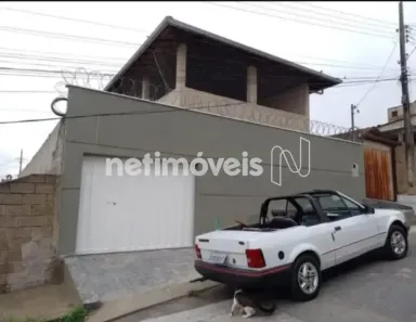 Casa com 3 Quartos à venda, 202m² no Conjunto Habitacional Marieta Batista Sales, Pedro Leopoldo