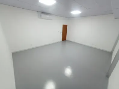 Sala Comercial para alugar, 31m² no Parque 10 de Novembro, Manaus