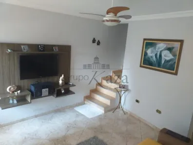 Sobrado com 3 Quartos à venda, 123m² no Jardim Santa Inês I, São José dos Campos