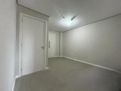 Sala Comercial para alugar, 67m² no Glória, Porto Alegre