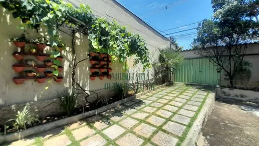 Casa com 6 Quartos à venda, 333m² no Jardim Leblon, Belo Horizonte
