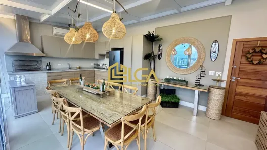Cobertura com 4 Quartos à venda, 330m² no Embaré, Santos