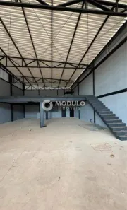 Galpão/Depósito/Armazém à venda, 440m² no Novo Mundo, Uberlândia