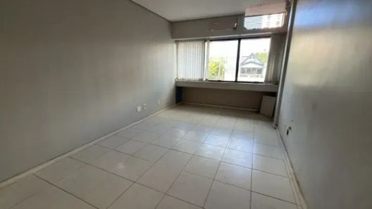 Sala Comercial com 1 Quarto à venda, 34m² no Petrópolis, Porto Alegre