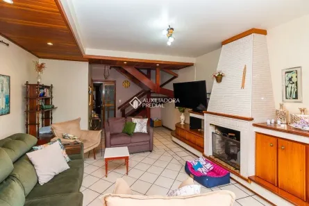 Casa com 5 Quartos à venda, 236m² no Cavalhada, Porto Alegre
