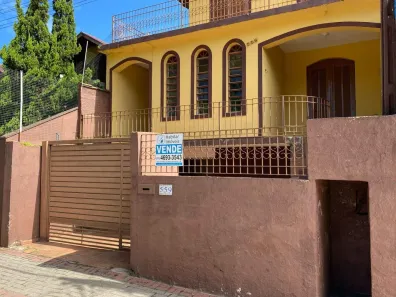 Sobrado com 3 Quartos à venda, 160m² no Itaoca, Guararema