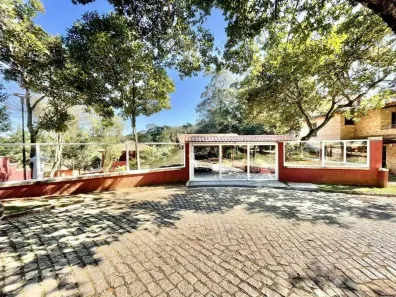 Casa com 5 Quartos à venda, 1400m² no Chácara dos Lagos, Carapicuíba
