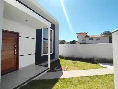 Casa com 3 Quartos à venda, 82m² no Recanto, Rio das Ostras