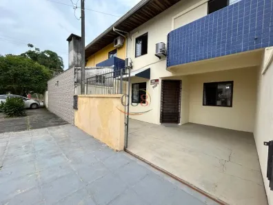 Sobrado com 3 Quartos à venda, 100m² no Centro, Matinhos