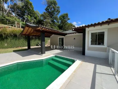 Casa com 4 Quartos à venda, 300m² no Pedro do Rio, Petrópolis