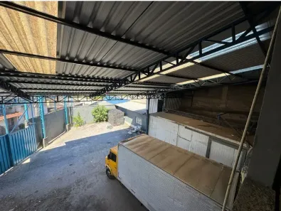 Galpão/Depósito/Armazém com 10 Quartos à venda, 695m² no Campina Verde, Contagem