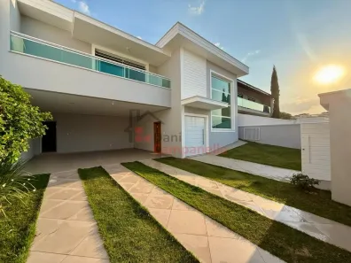 Casa com 3 Quartos à venda, 237m² no Altaville, Pouso Alegre
