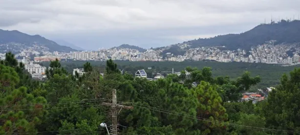 Lote/Terreno à venda, 3662m² no João Paulo, Florianópolis