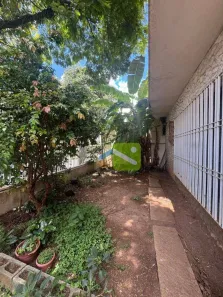 Casa com 4 Quartos para venda ou aluguel, 300m² no Jardim Bonfiglioli, São Paulo