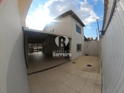 Casa com 3 Quartos à venda, 232m² no Bonsucesso (Barreiro), Belo Horizonte