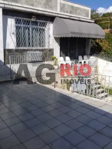 Casa com 3 Quartos à venda, 255m² no Taquara, Rio de Janeiro