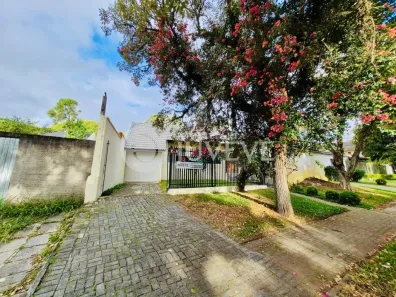 Casa com 4 Quartos para alugar, 185m² no Hugo Lange, Curitiba