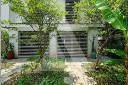 Casa com 4 Quartos à venda, 348m² no Jardim Luzitânia, São Paulo
