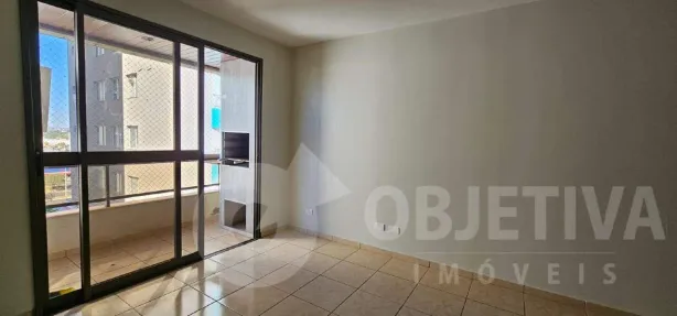 Apartamento com 3 Quartos para alugar, 94m² no Tabajaras, Uberlândia