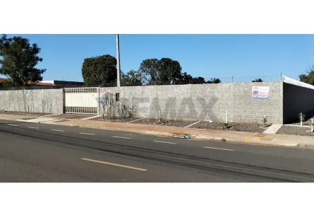 Lote/Terreno para alugar, 740m² no Jardim Cangalha, Três Lagoas