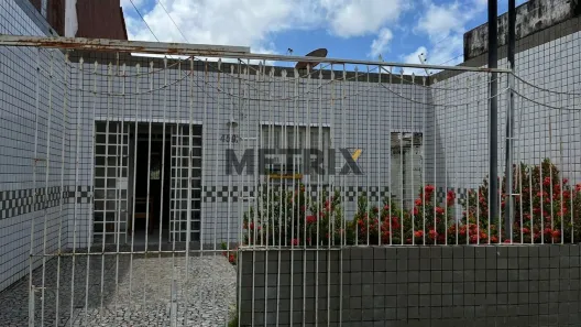 Casa com 3 Quartos à venda, 71m² no Serrinha, Fortaleza