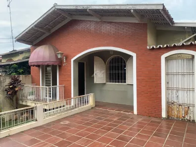 Casa com 3 Quartos à venda, 128m² no Sousas, Campinas