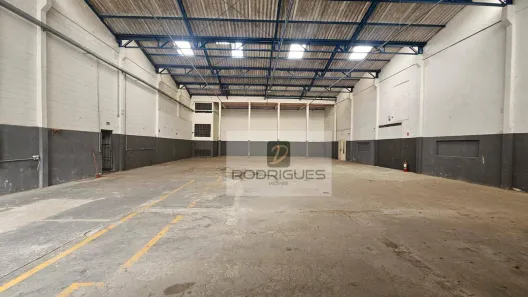 Galpão/Depósito/Armazém para alugar, 990m² no Serraria, Diadema