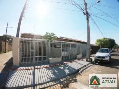 Casa com 11 Quartos à venda, 240m² no Parque Residencial Joaquim Toledo Piza, Londrina