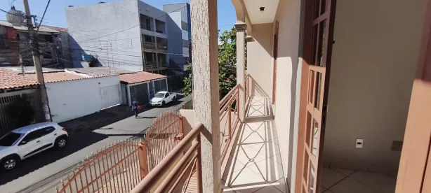 Casa com 4 Quartos à venda, 310m² no Riacho Fundo I, Brasília