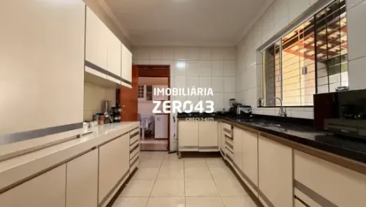 Casa com 5 Quartos à venda, 158m² no Jardim Tarumã, Londrina