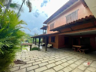 Casa com 1 Quarto para alugar, 543m² no Nogueira, Petrópolis